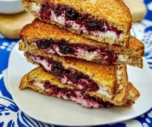 Air Fryer Blackberry & Goat Cheese Sandwich
