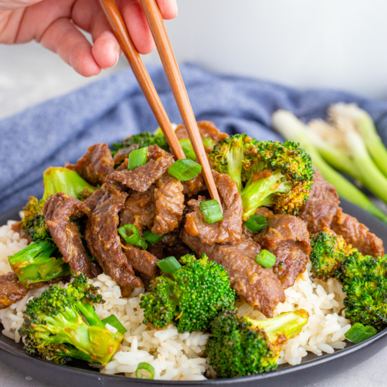 Copycat Panda Express Beef and Broccoli with tender beef, crisp broccoli, and savory soy sauce.