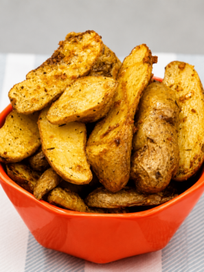Air Fryer Garlic Fingerling Potatoes (Garlic Won’t Burn)