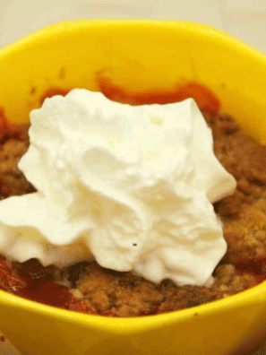 Air Fryer Mug Strawberry Cobbler