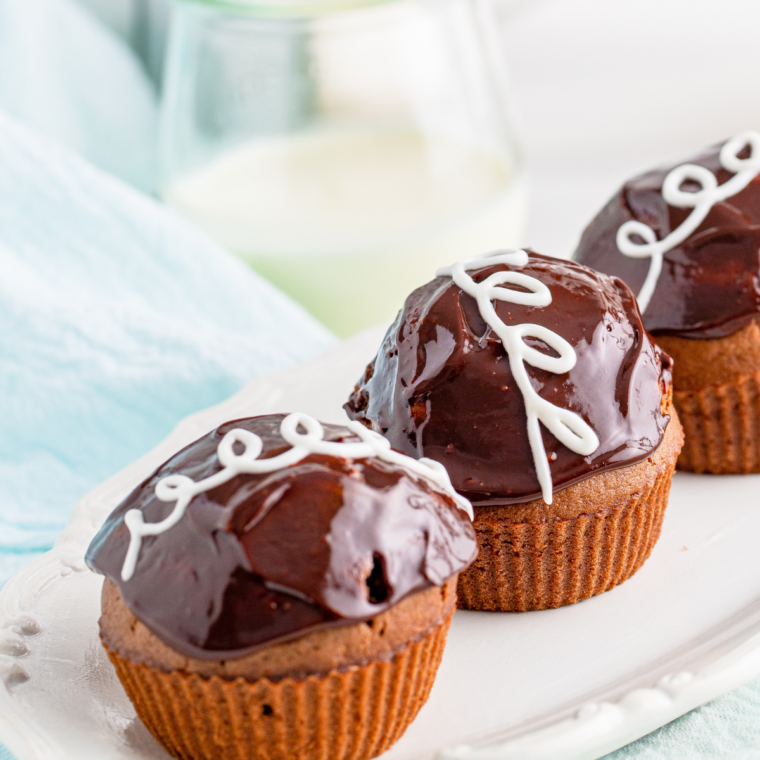 Air Fryer Copycat Hostess Cupcakes