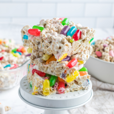 Lucky Charms Rainbow Bars