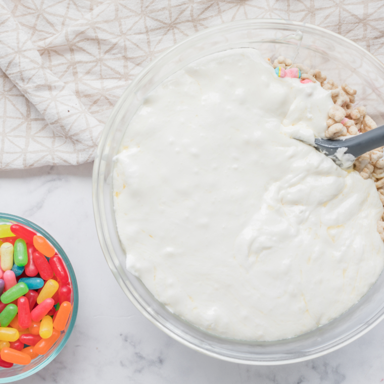 Lucky Charms Rainbow Bars (6)