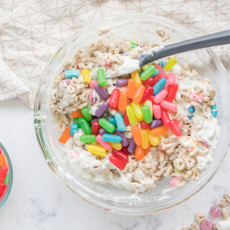 Lucky Charms Rainbow Bars