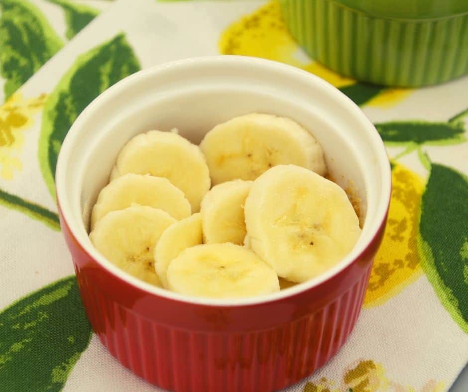 AIR FRYER BANANA CARAMEL PIE