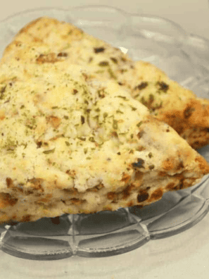 Air Fryer Apple Cheddar Bacon Scones