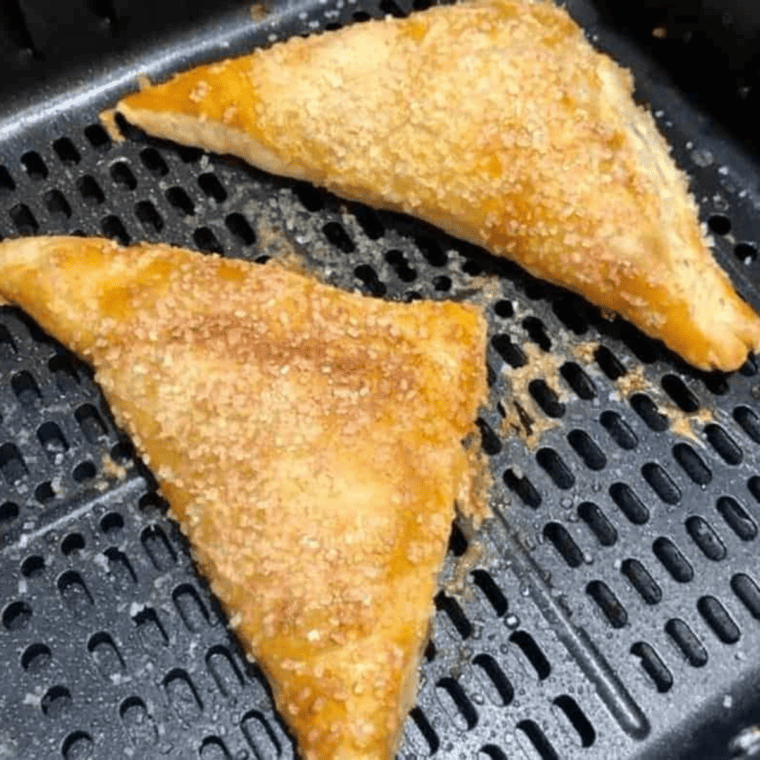 Air Fryer Apple Turnovers