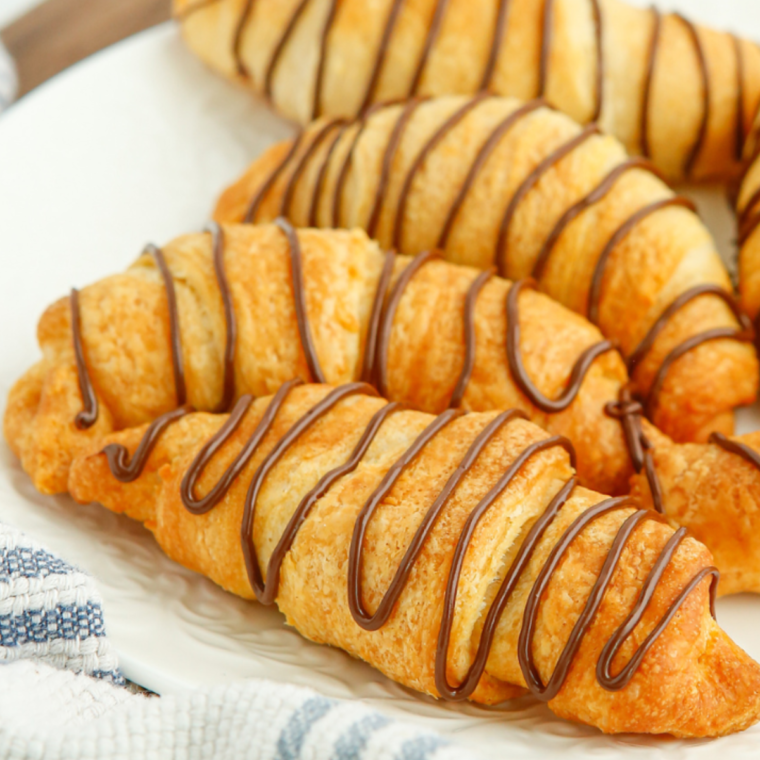 Air Fryer Chocolate Croissants