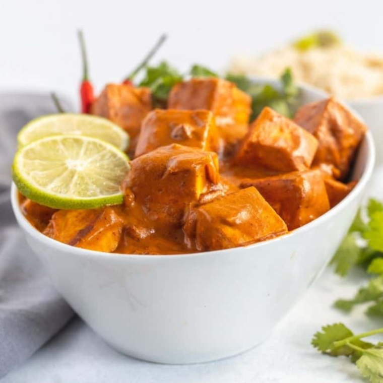 What to Serve with Coconut Rice (25 Easy Side Dishes)