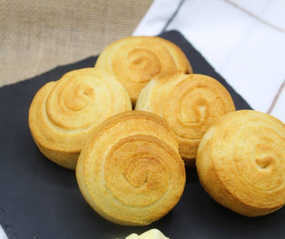 Air Fryer Pillsbury Cornbread Swirls