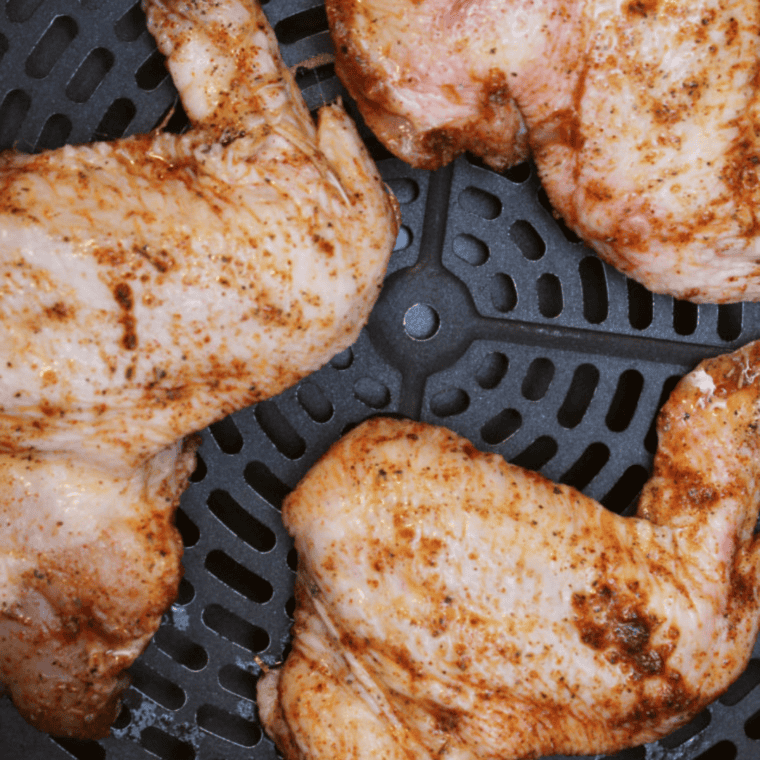 Cooking chicken wings in the air fryer at high temperature