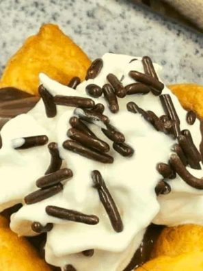 Air Fryer Chocolate Pastry Cups