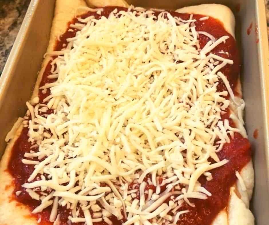 Air Fryer Chicago Style Deep-Dish Pizza