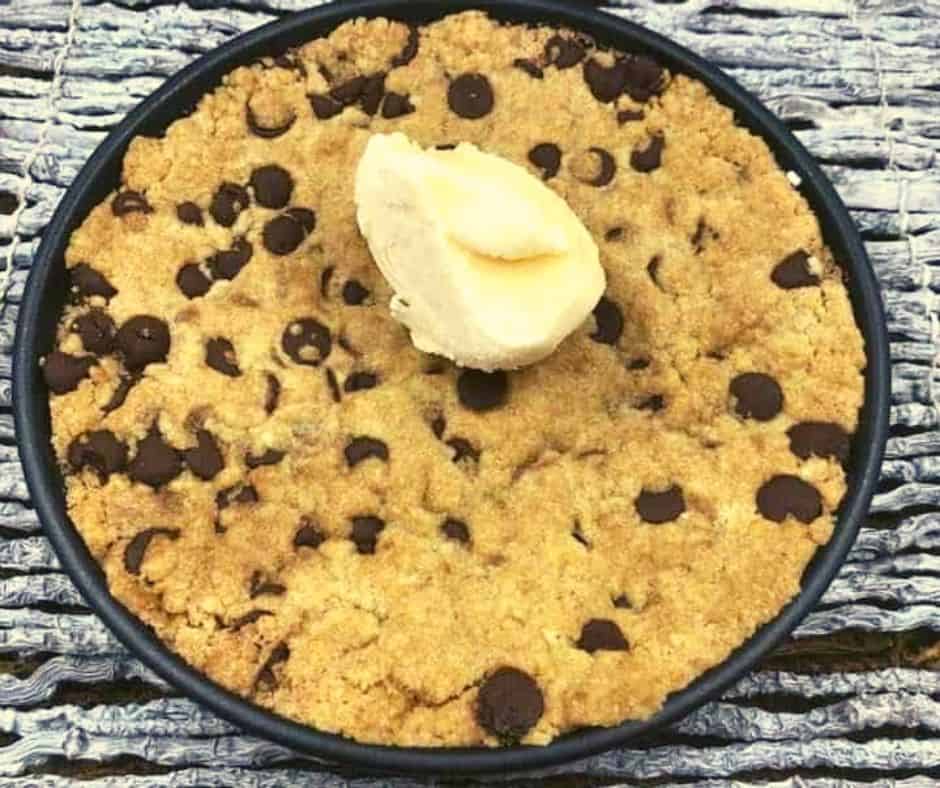 Air Fryer Chocolate Chip Cookies Pizza
