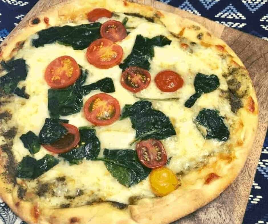 Air Fryer Pesto & Spinach Naan Pizza