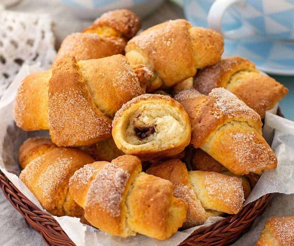 Air Fryer Cinnamon Crescent Rolls