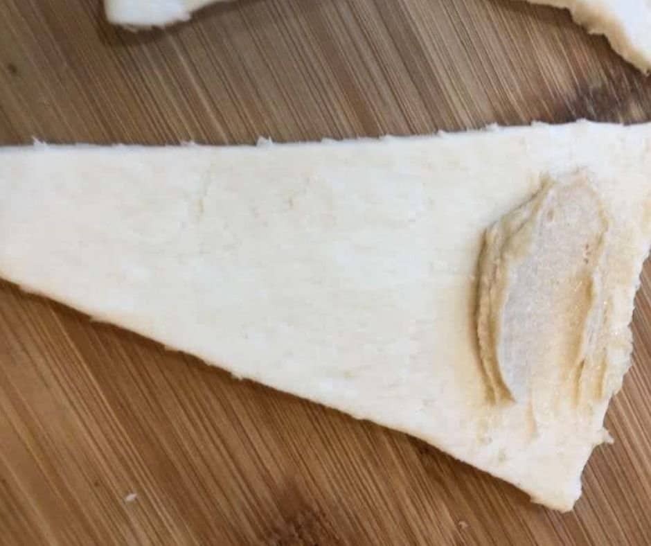 Air Fryer Cinnamon Crescent Rolls