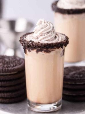 Oreo Cookies and Cream Shooters