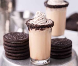 Oreo Cookies and Cream Shooters