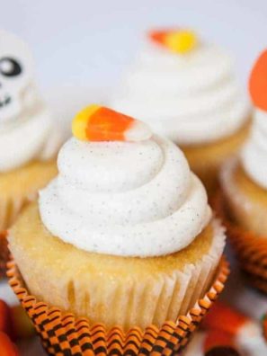 Air Fryer Halloween Cupcakes