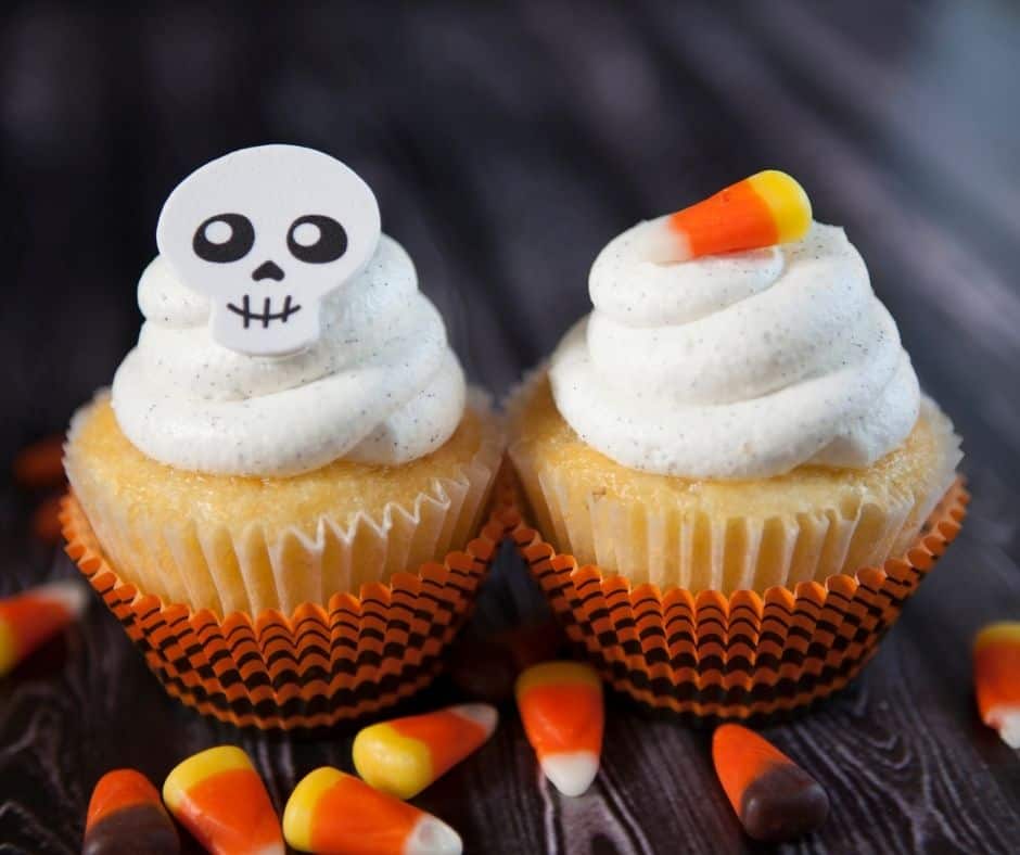 AIR FRYER HALLOWEEN CUPCAKES