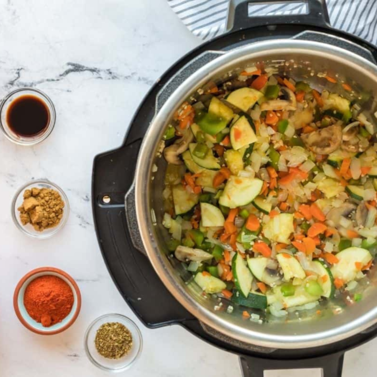 Instant Pot Vegan Walt Disney Copycat Chili 