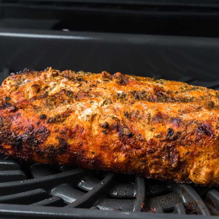 Air fryer heating up to 400 degrees Fahrenheit (200°C)