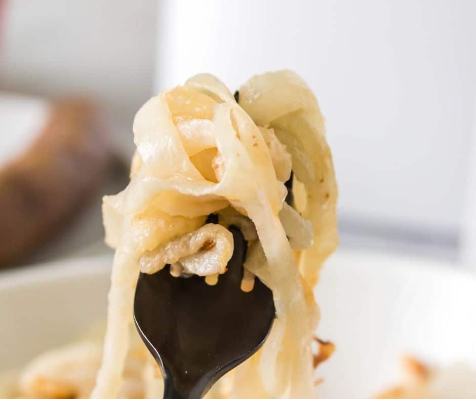 Air Fryer Caramelized Onions #airfryer #airfryerrecipes #easyrecipes #airfryervegetables #onions