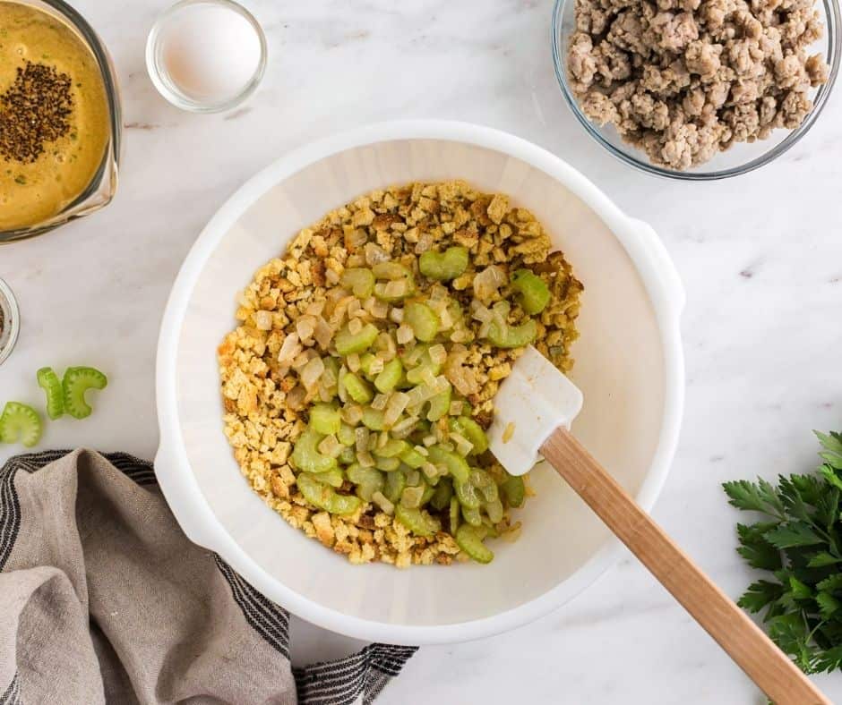 Air Fryer Cornbread Sausage Stuffing