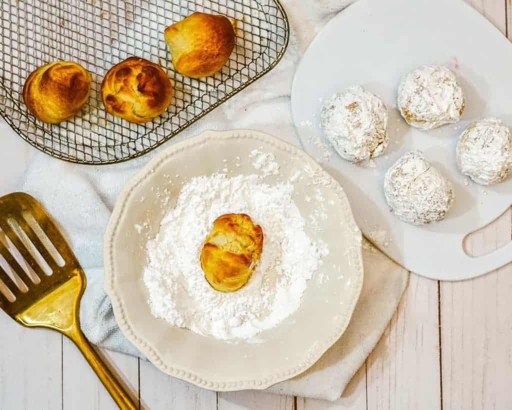 Air Fryer Strawberry Donut Holes