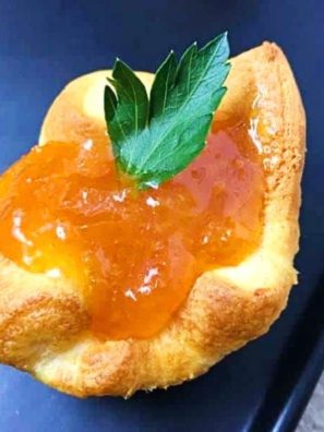 Air Fryer Apricot Brie Bites