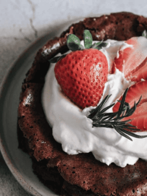 Air Fryer Flourless Cake