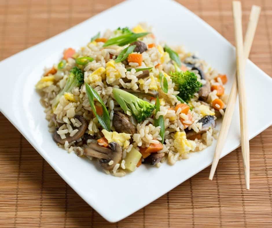 What to Serve with Spring Rolls (20+ Side Dishes)