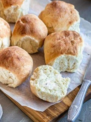 Air Fryer Pull-Apart Rolls