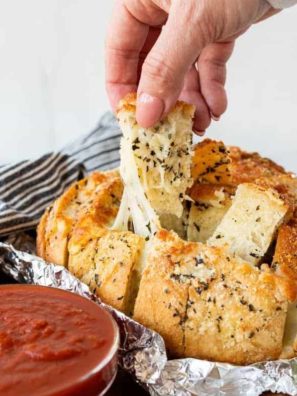 Air Fryer Mozzarella Pizza Bread