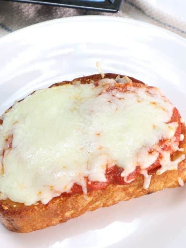 Air-Fryer-Garlic-Bread-Pizza-Toast (1)