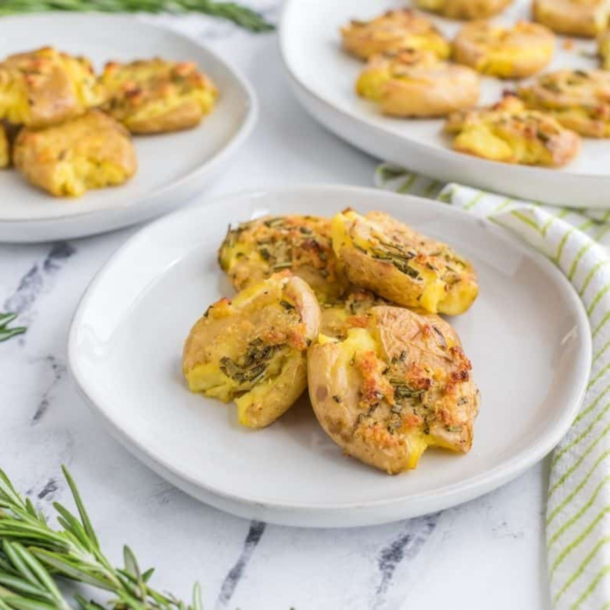 Air Fryer Rosemary Garlic Smashed Potatoes