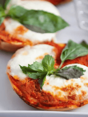 Air Fryer Margherita Pizza Bagels