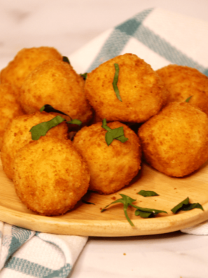 Air Fryer Trader Joe’s Mac and Cheese Bites
