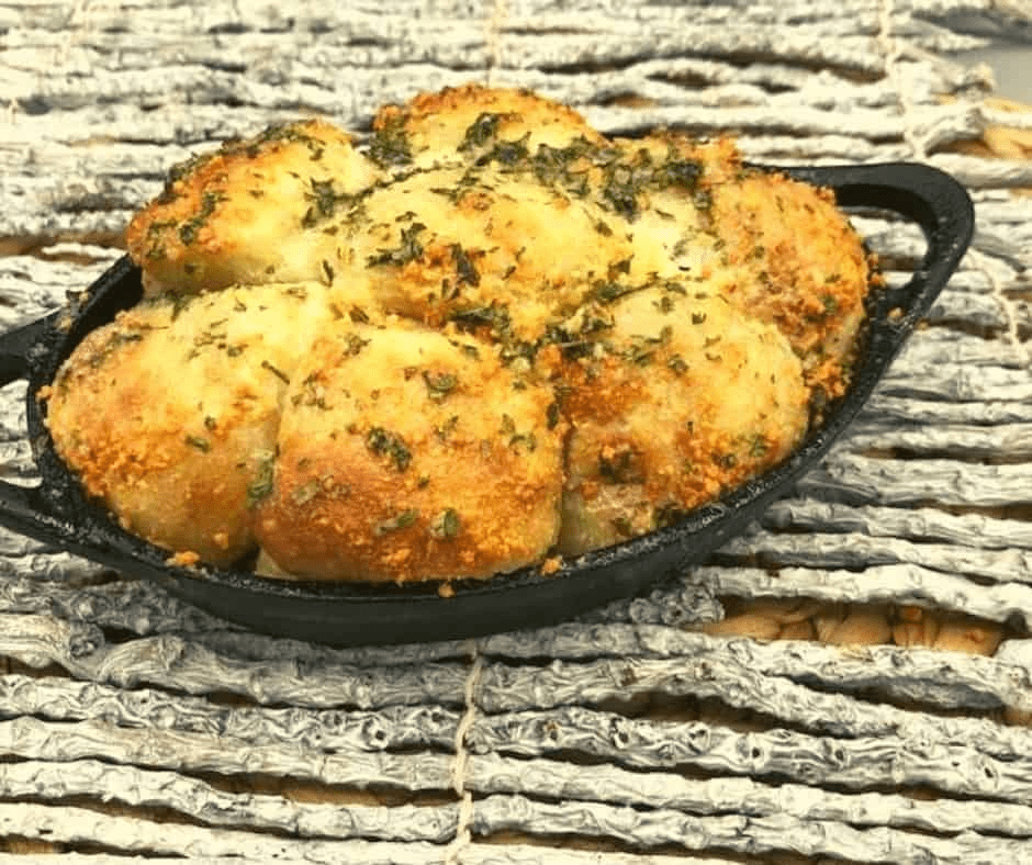 Air Fryer Garlic Parmesan Monkey Bread