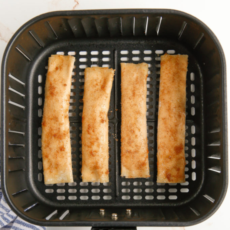 Air Fryer Pumpkin Cheesecake Egg Rolls (4)