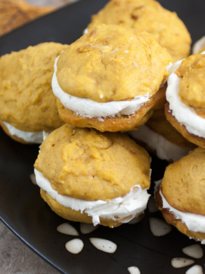 Air Fryer Pumpkin Whoopie Pie