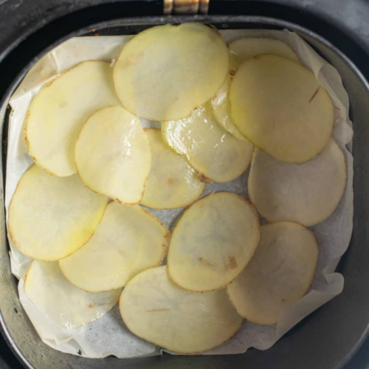 Air Fryer Salt and Vinegar Potato Chips