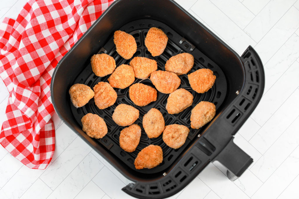 Reheating Arby’s Premium Chicken Nuggets In Air Fryer --If you're a fan of Arby's Premium Chicken Nuggets, you probably know that reheating them can sometimes be challenging to maintain that crispy texture.