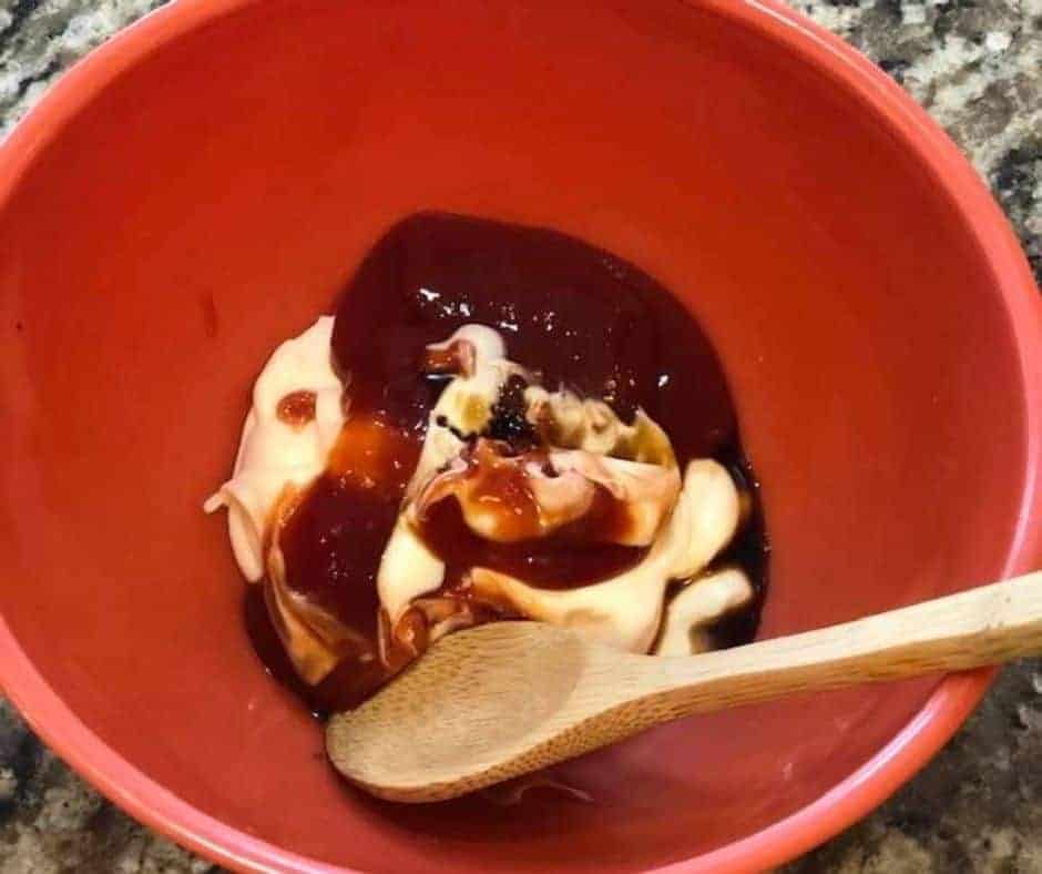 How to Make Copycat Cane's Sauce