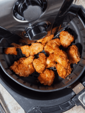 Reheat-Bread-In-Air-Fryer-2-1