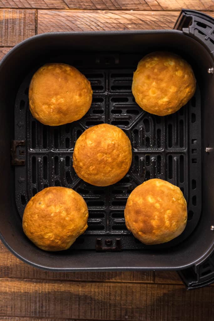 Air Fryer Cracker Barrel’s Buttermilk Biscuits