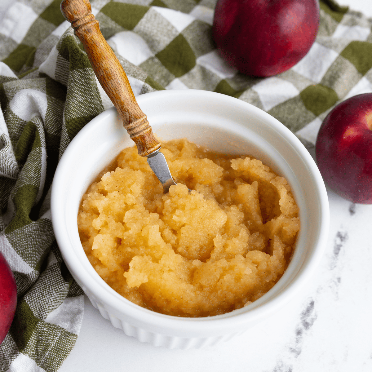 How to Make Air Fryer Applesauce