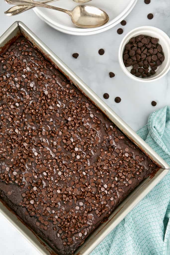 Air Fryer Chocolate Dump Cake