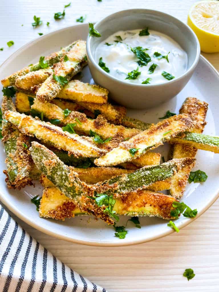 KETO AIR FRYER ZUCCHINI FRIES